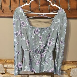 Love Universiry Floral Long Sleeve Top Size Large